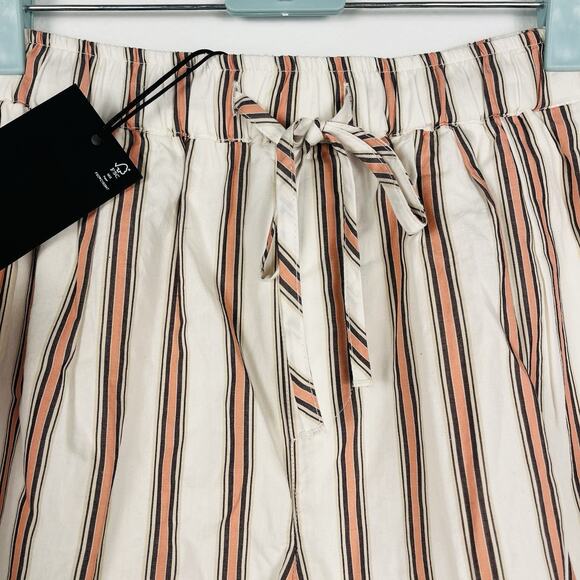 NWT Paige Striped Drawstring Pull-On Elastic Waist Casual Lure Shorts Small - Picture 3 of 5